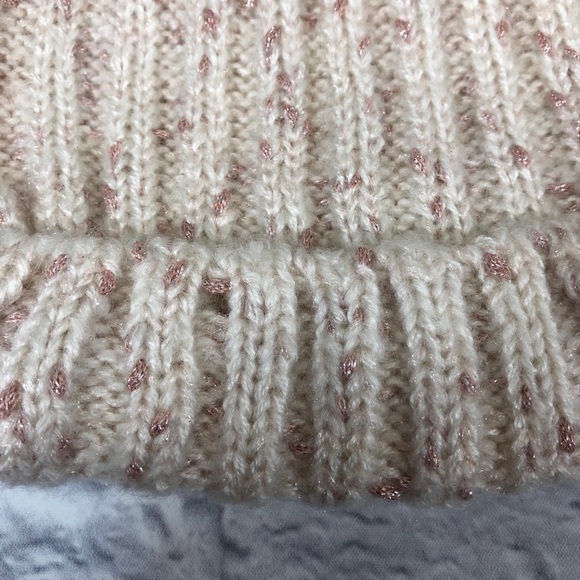 Betsey Johnson tan knit hat Pompom top Stretchy Faux Fur - Picture 7 of 11